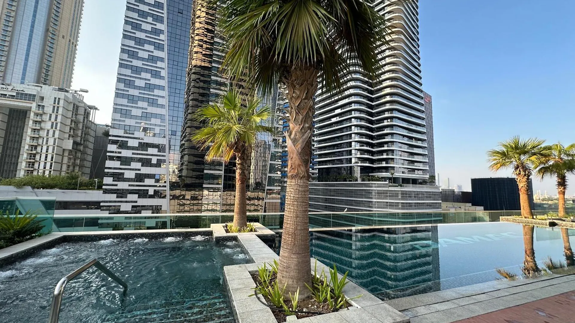 Appartement Lux Bnb Upper Crest Tower I Skyline Views Dubai